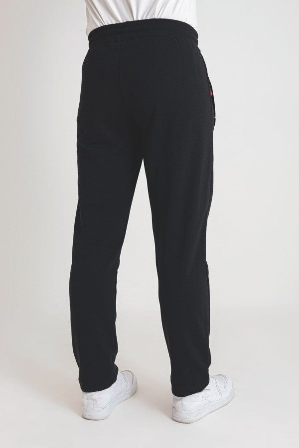 Pantaloni Trening Barbati Drepti – Confort Zilnic si Stil Casual