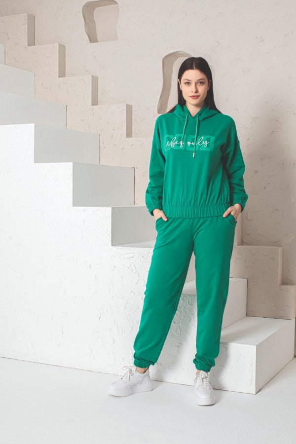 Trening Dama cu Manseta – Stil Sport si Confort Zi de Zi