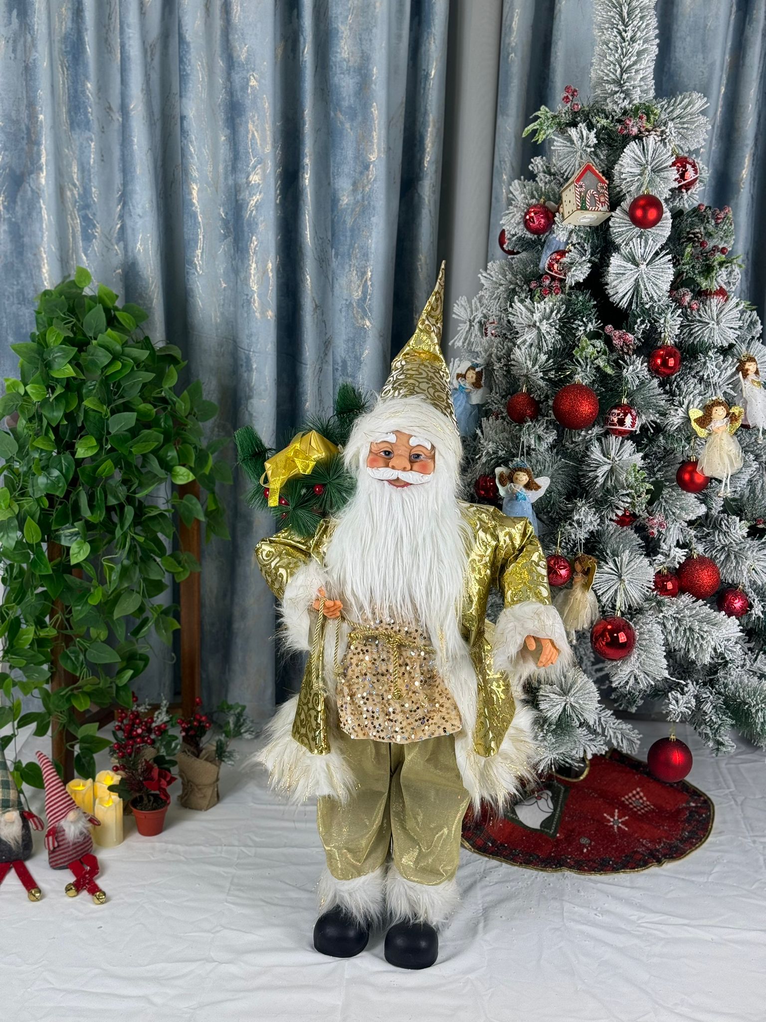 Mos Craciun Auriu  90cm